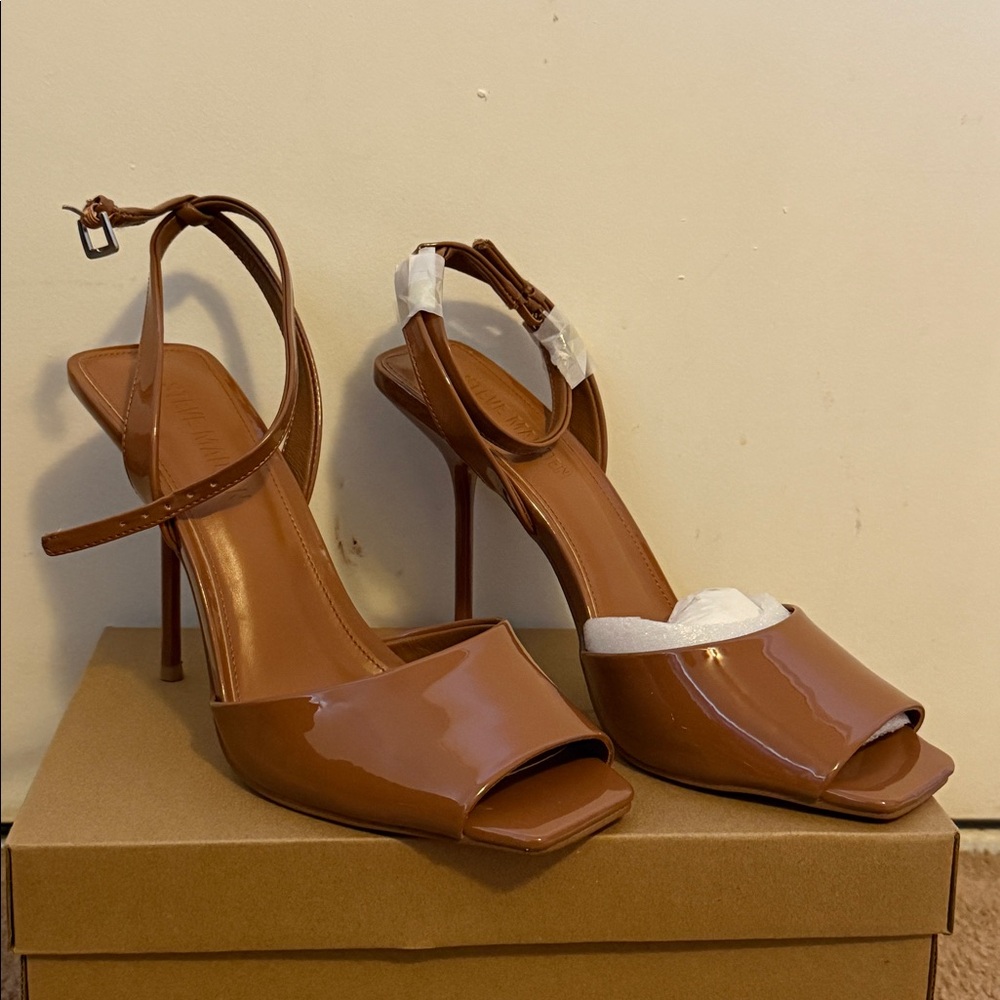 Brand new Heels